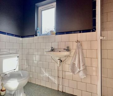 3 bedroom detached house to rent - Photo 4