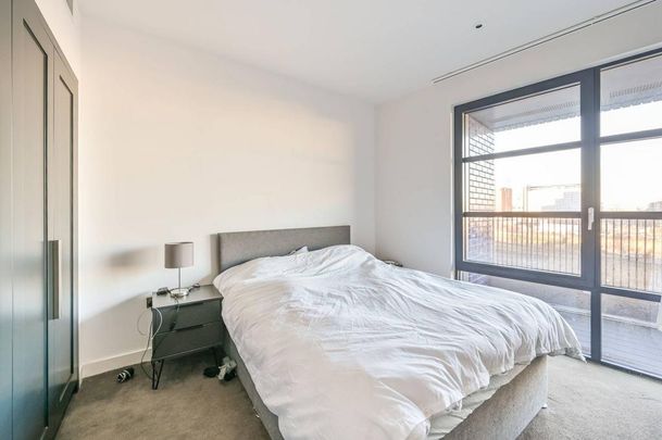 1 bedroom flat to rent - Photo 1