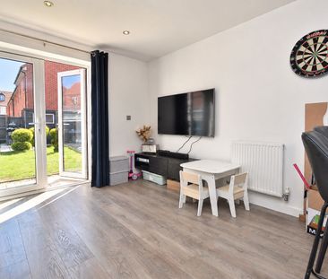 2 Bedroom End Terraced House To Rent - Photo 1