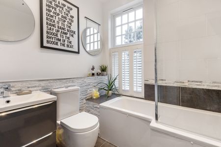 1 Bed Flat, Ambleside Avenue, SW16 - Photo 3