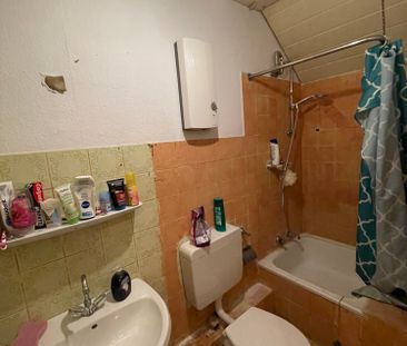 Duisburg: Günstige Single - 1 Zimmerwohnung im Dachgeschoss! - Photo 6