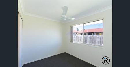 Ladies and Gentlemen welcome to 24 Haslingden Park Drive. - Photo 3