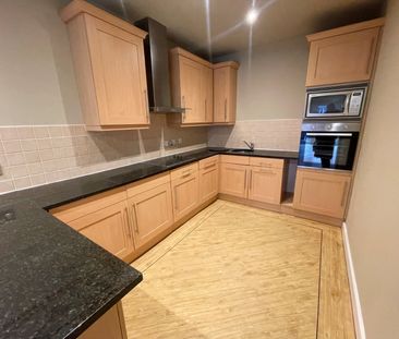 2 bedroom apartment to rent - Photo 4