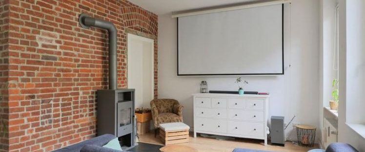 (EF1334_M) Kassel-Stadt: Süd, möblierte Altbauwohnung mit 2 Balkons nahe der der Innenstadt, Grundreinigung inkl. - Photo 1