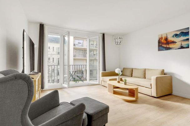 Location Appartement 2 pièces Meublé 60m² PARIS 15ème - Photo 1