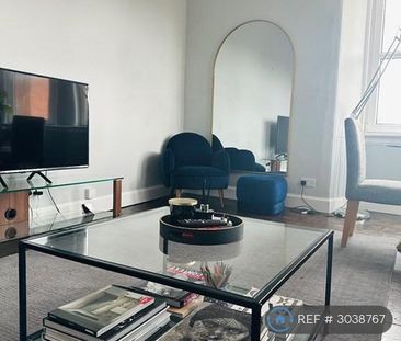 1 bedroom in a flat share to rent - Photo 5