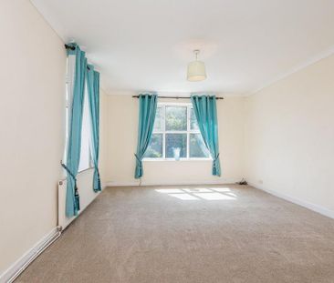 5 bedroom semi-detached house to rent - Photo 6