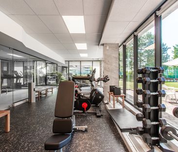 5900 Av. Armstrong Côte-Saint-Luc, QC H4W - Photo 3