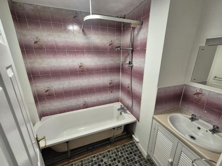 2 bedroom terraced house to rent - Photo 3