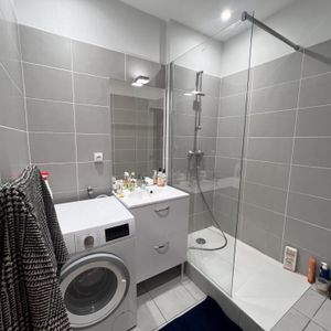 APPARTEMENT T2 A LOUER - LYON 7EME ARRONDISSEMENT - 38.52 m2 - 779 € charges comprises par mois - Photo 3