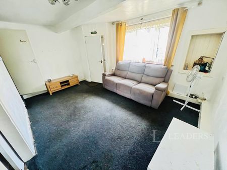 2 bedroom end of terrace to rent Beckside Road, Bradford - Photo 3