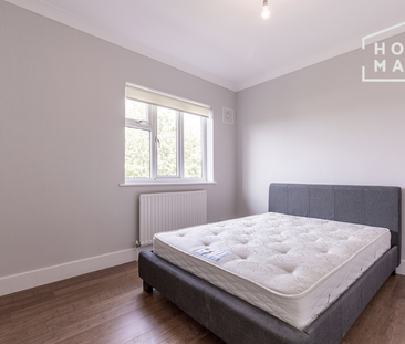 4 bedroom flat to rent - Photo 4