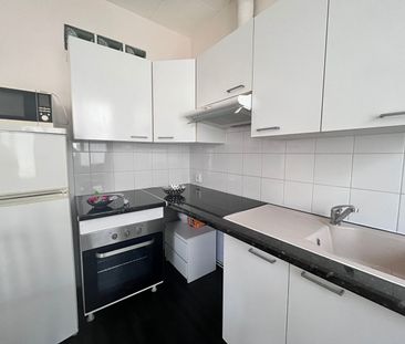 Location Appartement 2 pièces 31m² - Photo 2