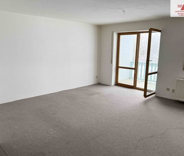 3-Raum Erdgeschosswohnung mit Balkon und Stellplatz im Herzog-Georg... - Photo 1
