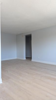 For Lease - 286 Saguenay Avenue Unit# 9, Oshawa, Ontario - Photo 1