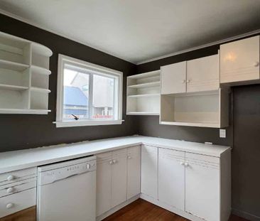 St. Albans - Photo 3