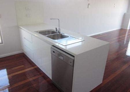 3/32 Albert Street, Northcote VIC 3070 - Photo 4