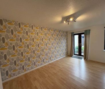 Worle, Weston-super-Mare, North Somerset - Photo 5