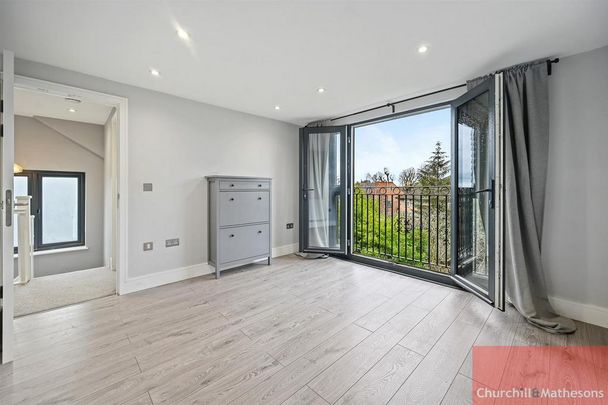 5 bedroom semi-detached house to rent - Photo 1