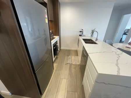 “Level 16! Views! Views! Views!” - Photo 3