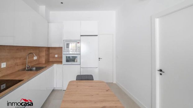 Piso de alquiler en Calle Avda. Don Bosco, Barrio de Zaidín - Photo 1