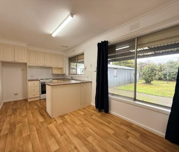 34 Campbell Parade, Cranbourne VIC - Photo 5