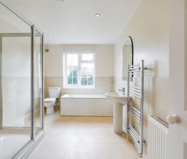 Castle Road, Weybridge, Surrey, KT13 - Photo 3