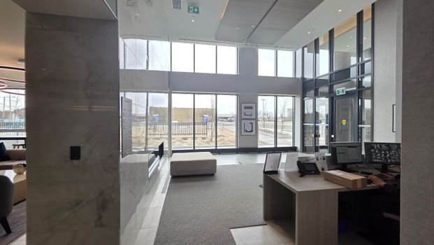 For Lease - 185 Deerfield Road Unit# 215, Newmarket, Ontario - Photo 1