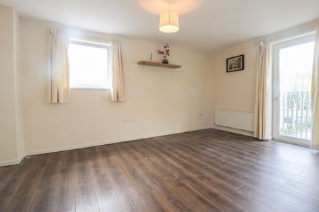 2 Bedroom - Photo 3