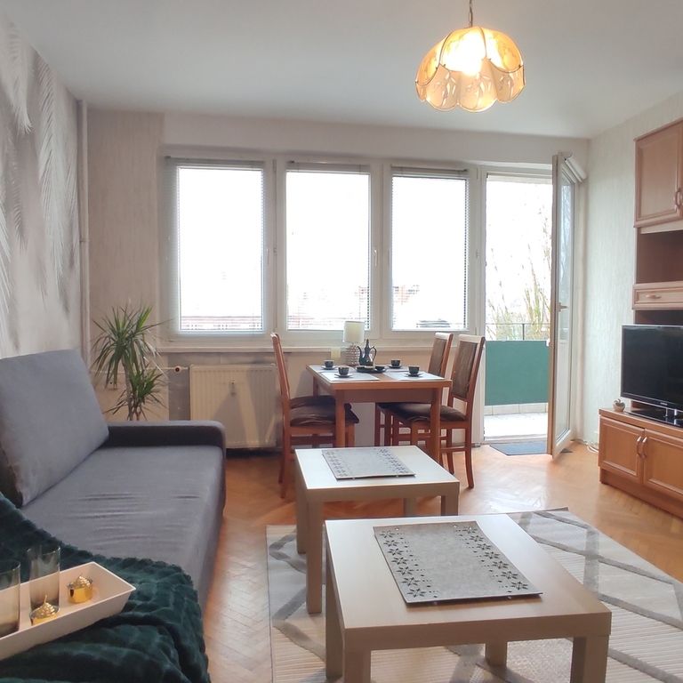 2 pok.mieszkanie, balkon, piwnica, winda w bloku - Zdjęcie 1