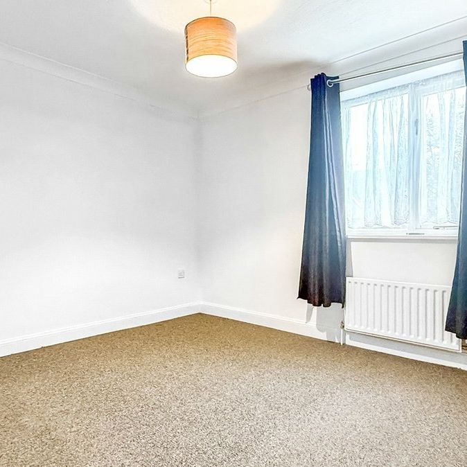 2 bedroom property to rent - Photo 1