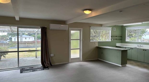 Otaki Beach Studio - Photo 1