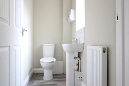 2 bedroom townhouse to rent - Photo 5