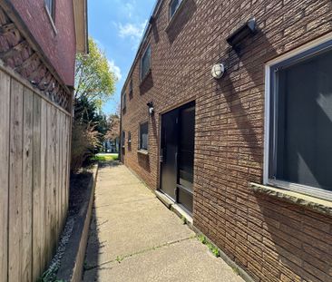 For Lease - 6049 Culp Street Unit# 3, Niagara Falls, Ontario - Photo 4