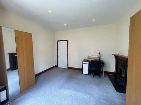 1 bedroom ground floor flat to rent - Photo 4