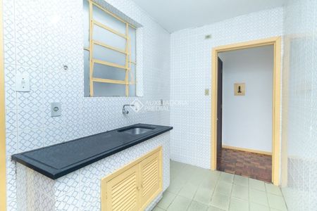 Apartamento com 3 quartos e 90m² para alugar em Floresta, Porto Alegre. - Foto 2