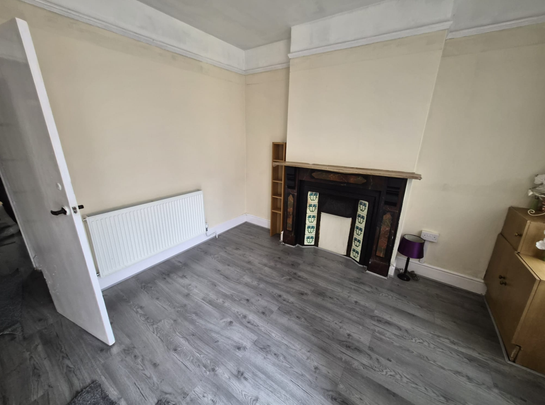 Carnation Road, Southampton - Photo 1