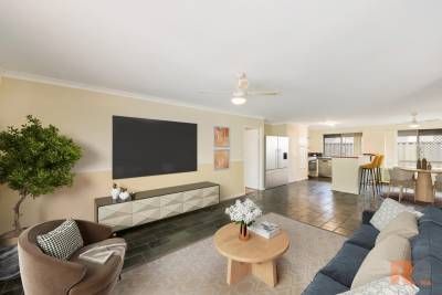 Low Maintenance Secure Home - Photo 2