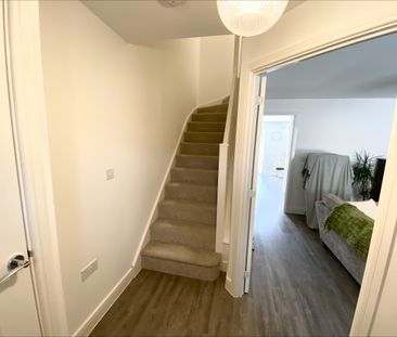 3 bedroom semi-detached to rent Fawcett Road, Sudbury - Photo 5