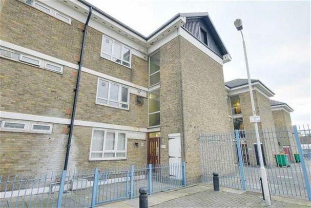 3 bedroom apartment to rent - Photo 1