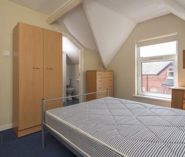 Flat 2, 43 Wellesley Avenue, Belfast, BT9 6DG - Photo 4