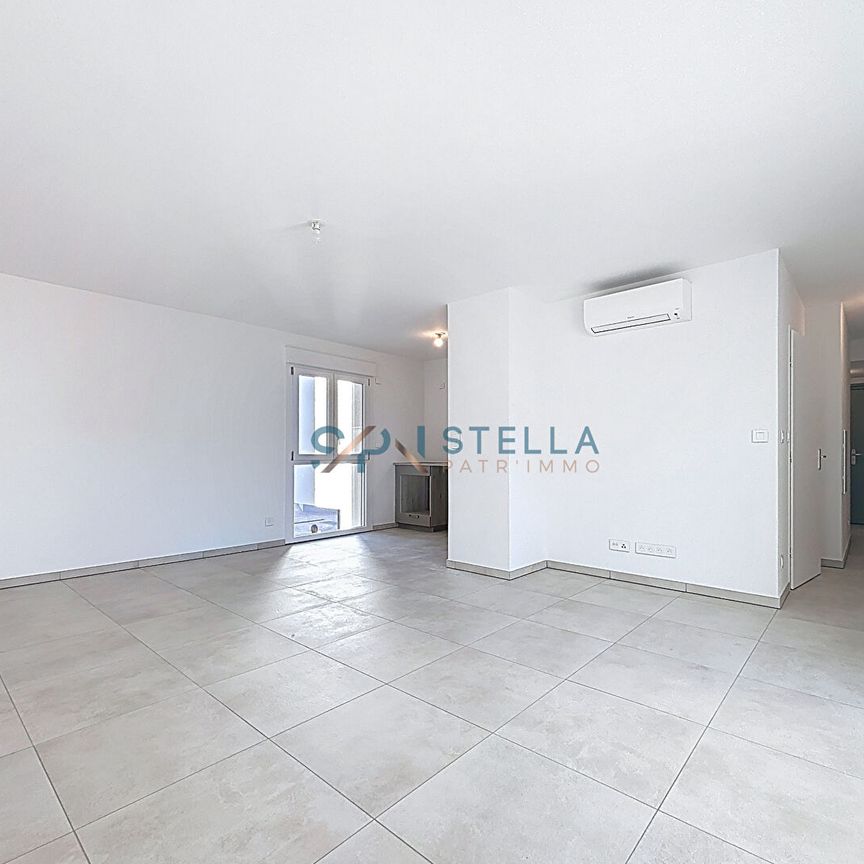 Beau T3 neuf traversant avec terrasse, - Photo 1