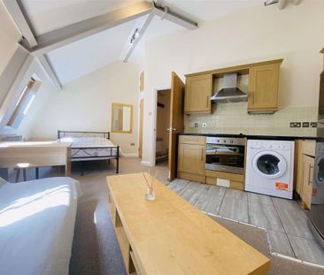 Studio to rent - Photo 1