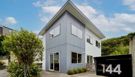 Welcome to 144 Fraser Ave !!! - Photo 5