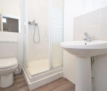 Studio to rent - Photo 6