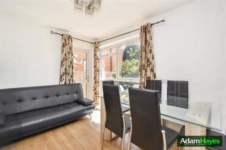 3 bedroom apartment to rent - Photo 5