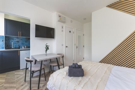 Studio Flat, Kelvin Road, N5 - Photo 2