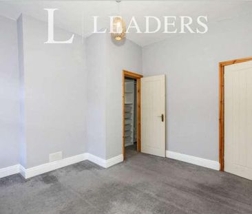 Turner Street; Northwood;, ST1 - Photo 3