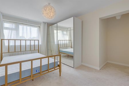 Flat To Let - Photo 2