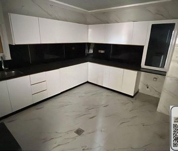 Comfort and elegance two bedroom apartment 46000 - Photo 2